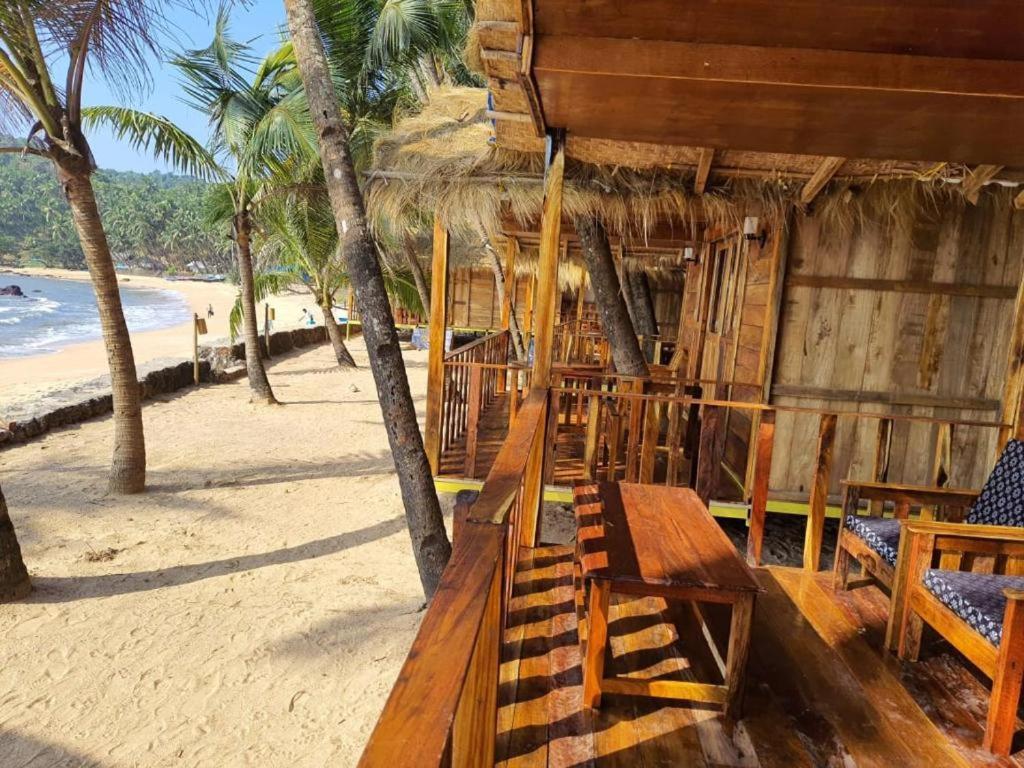 Sea Front Cottage Little Khola Cola Buitenkant foto