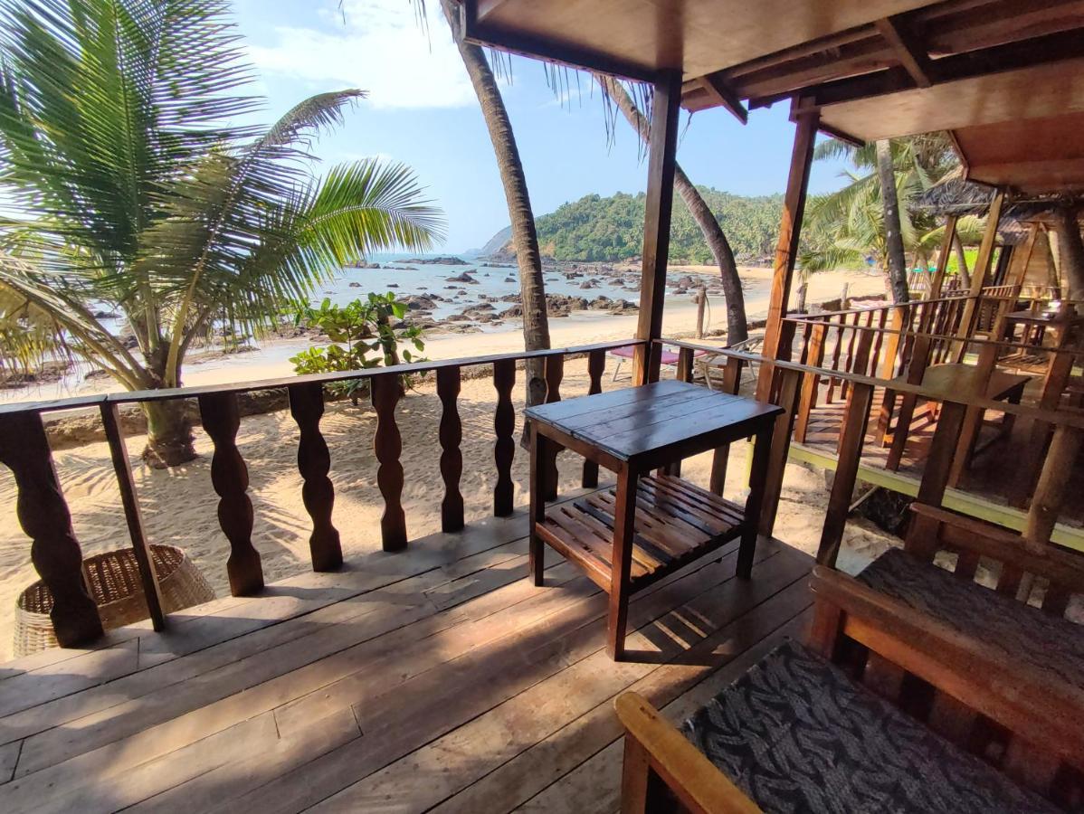 Sea Front Cottage Little Khola Cola Buitenkant foto